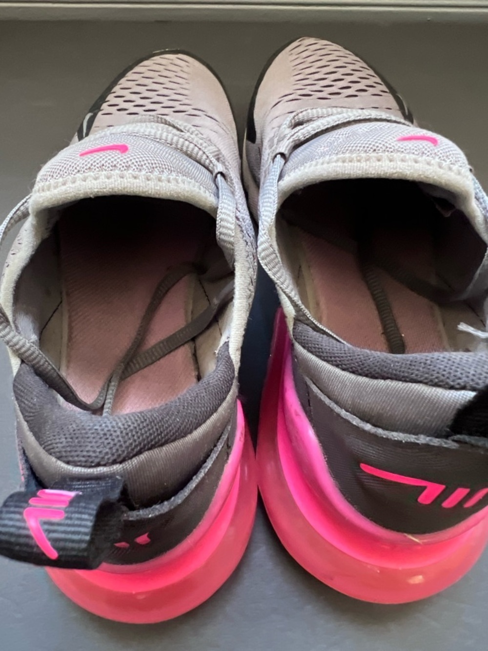 Nike air max 270 GS size 7Y grey and pink - Picture 5 of 9